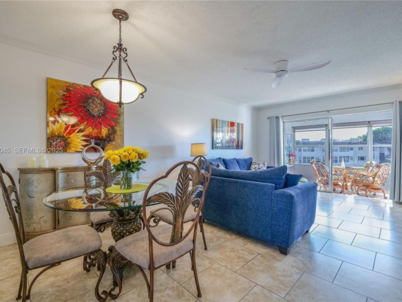 3501 NW 47th Ave # 604, Lauderdale Lakes FL 33319 — #A11936045