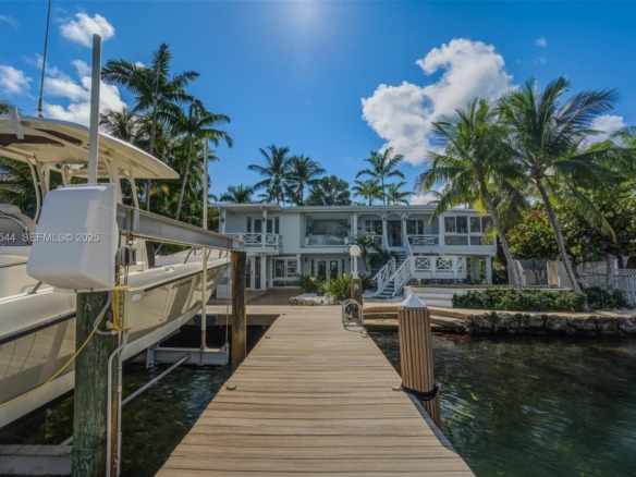 16 North Dr, Key Largo FL 33037 — #A11936544