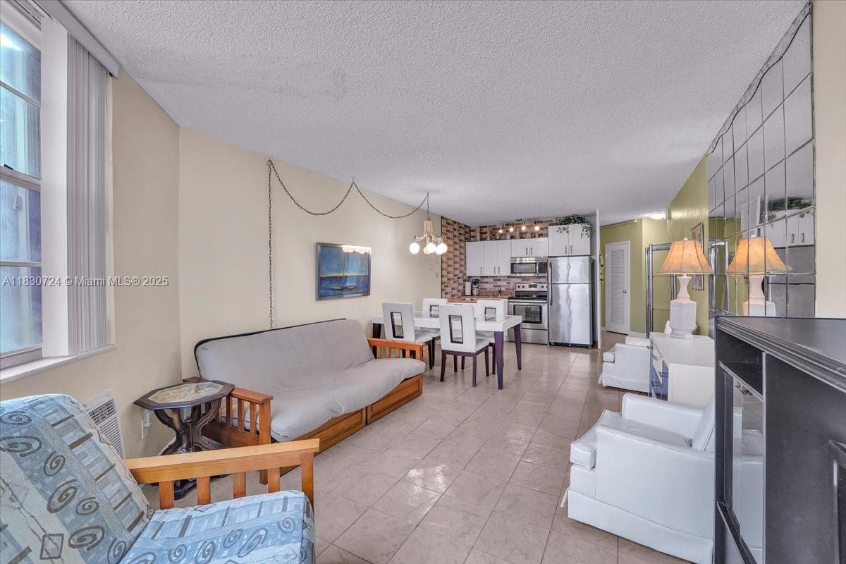 84b12bae-1735 1936 S Ocean Dr # 6D, Hallandale Beach FL 33009 — #A11830724