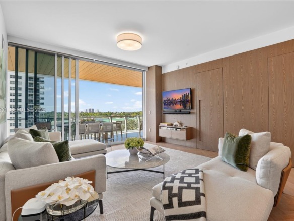 5775 Collins Ave # 605, Miami Beach FL 33140 — #A11927321