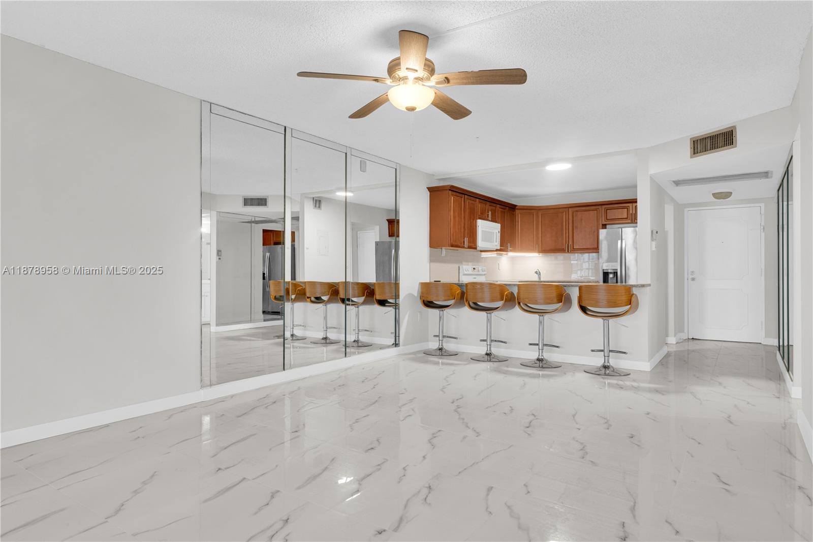 84b12bae-1788 9355 SW 8th St # 425, Boca Raton FL 33428 — #A11878958
