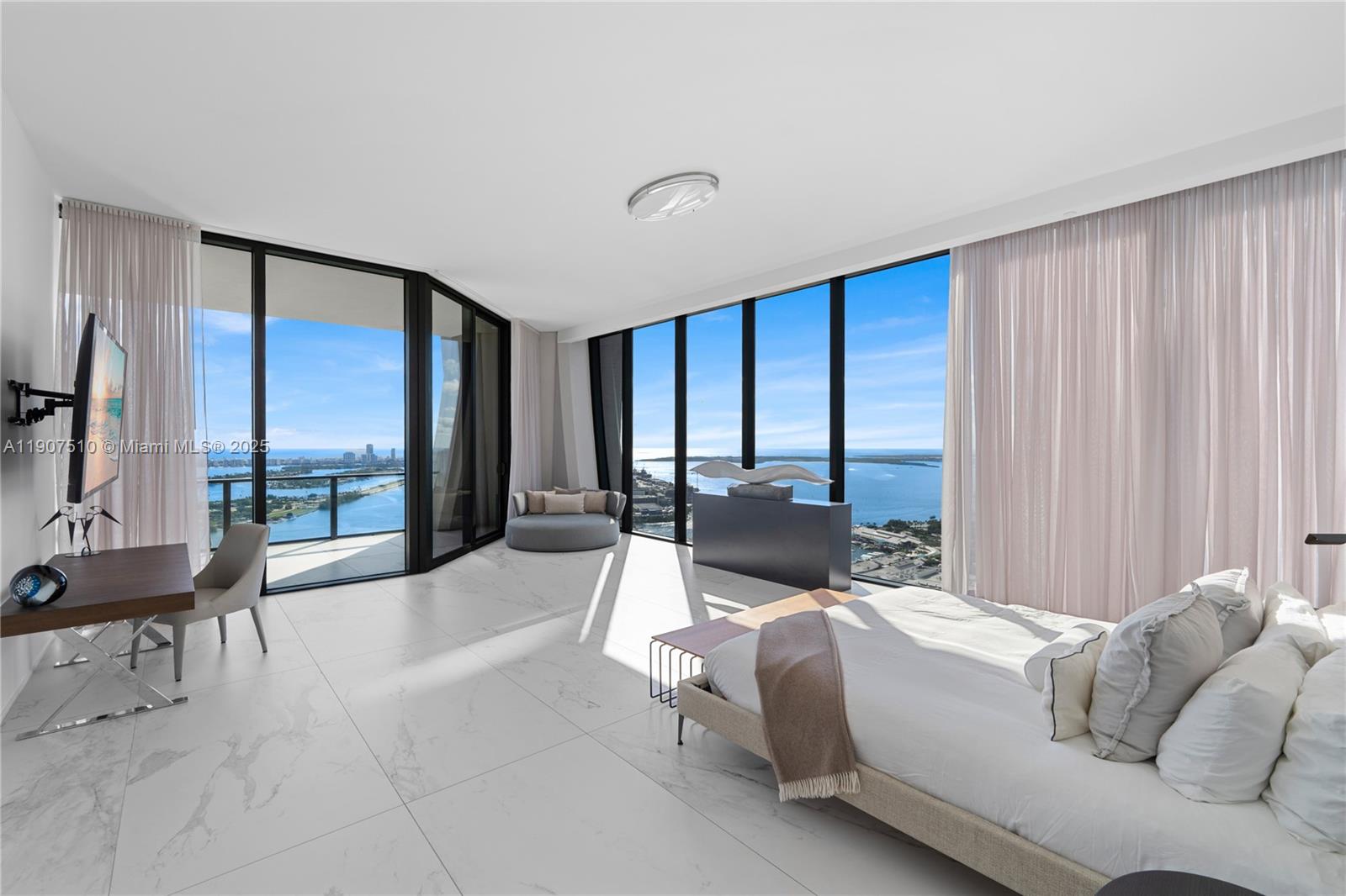 1000 Biscayne Blvd # 4901, Miami FL 33132 — #A11907510