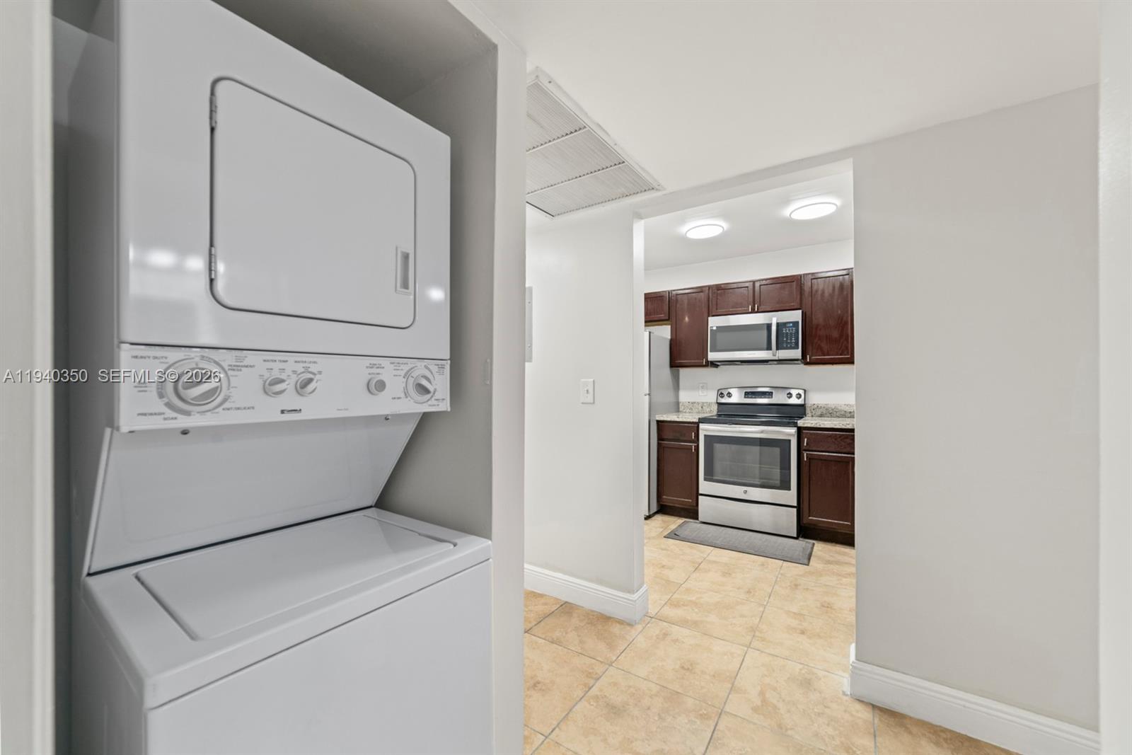 880 NE 207th Ter # 10, Miami FL 33179 — #A11940350