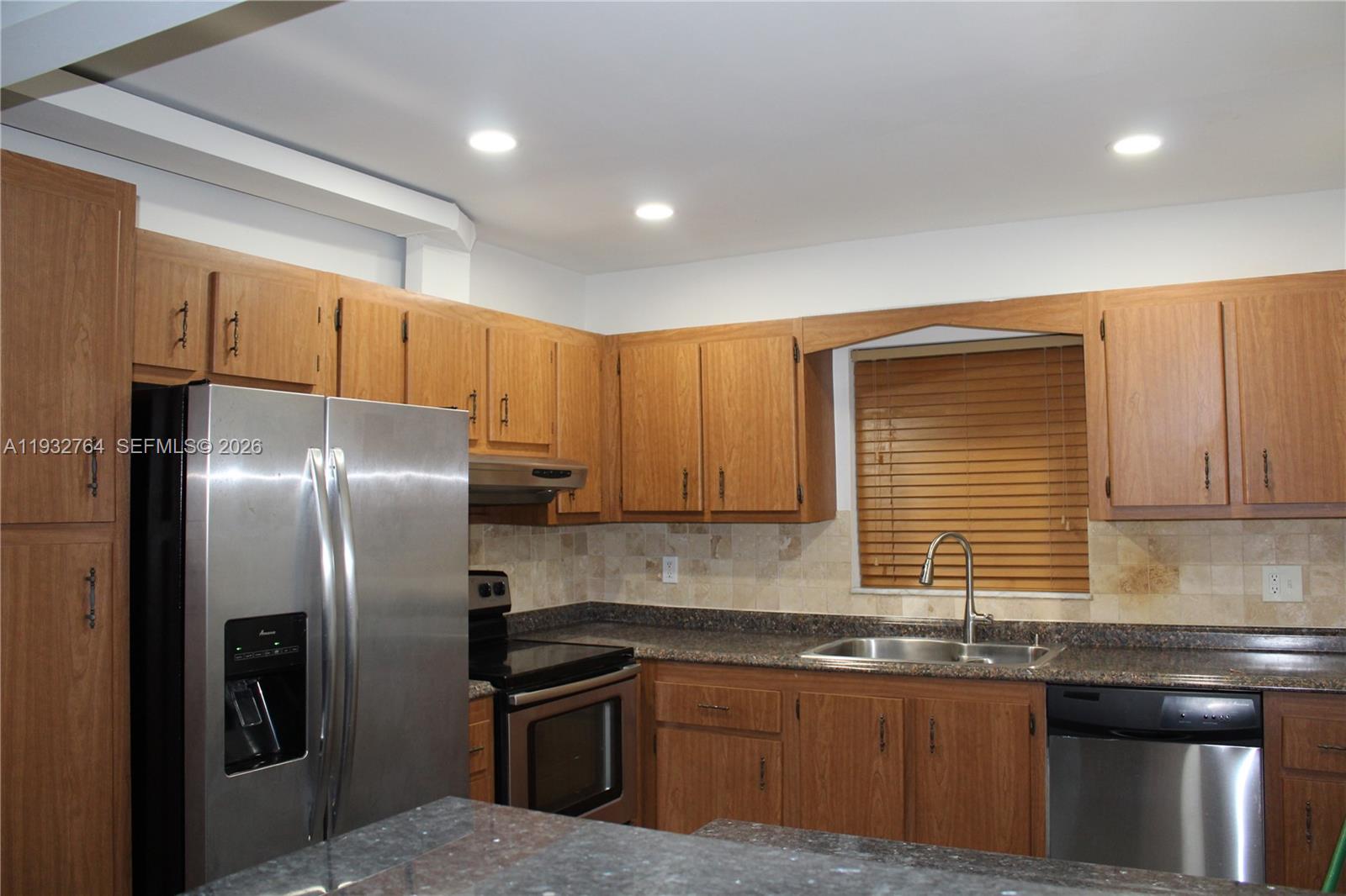 84b12bae-1868 5140 SW 40th Ave # 3C, Dania Beach FL 33314 — #A11932764