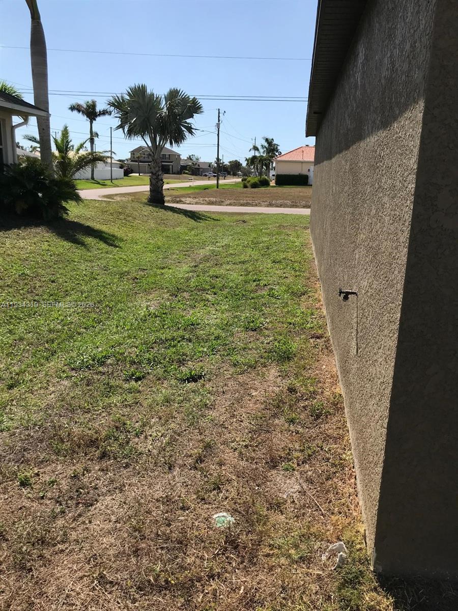 84b12bae-1869 2709 SW 18th Ave, Cape Coral FL 33914 — #A11934319