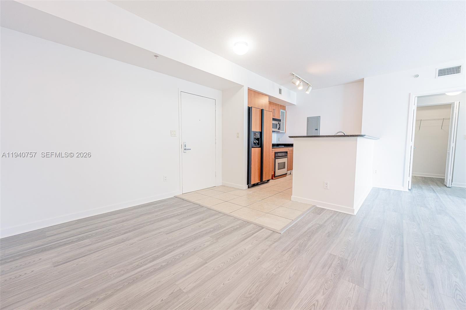 84b12bae-1873 335 S Biscayne Blvd # 1108, Miami FL 33131 — #A11940757