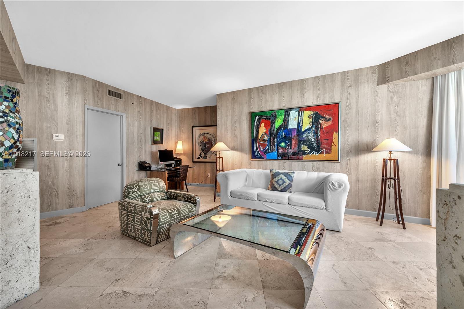 84b12bae-1922 300 S Pointe Dr # 906, Miami Beach FL 33139 — #A11918217