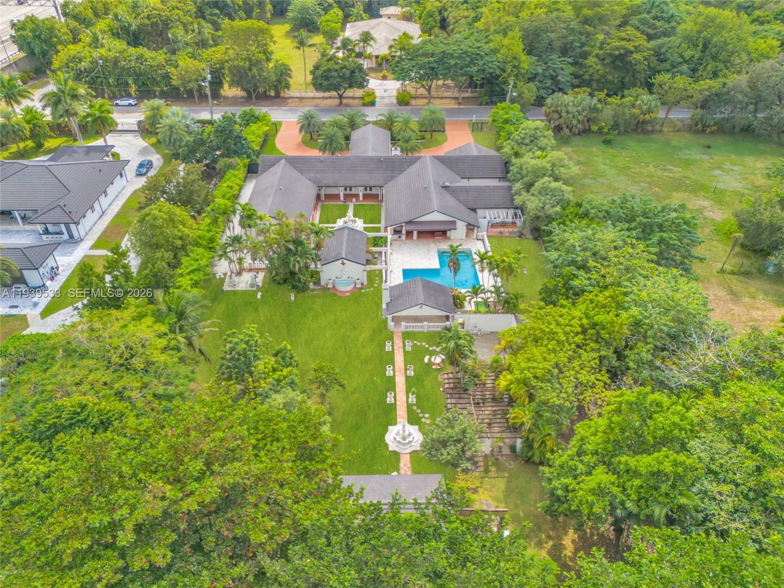default 11835 SW 47th St, Miami FL 33175 — #A11939533