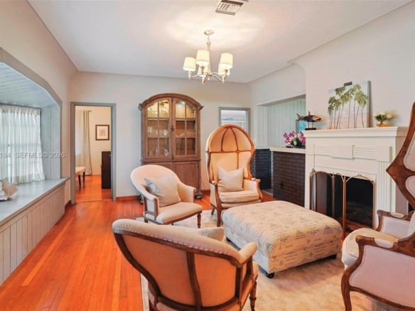 335 Coral Way, Fort Lauderdale FL 33301 — #A11942194