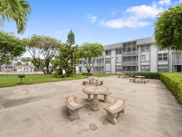 6705 NW 169th St # C310, Hialeah FL 33015 — #A11821118