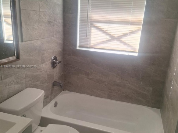 245 E PARKWAY, Other City – In The State Of Florida FL 33904 — #A11940196