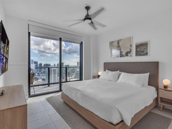 159 NE 6th St # 4514, Miami FL 33132 — #A11896904