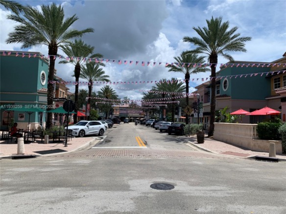 1825 Main St # 33, Weston FL 33326 — #A11939259