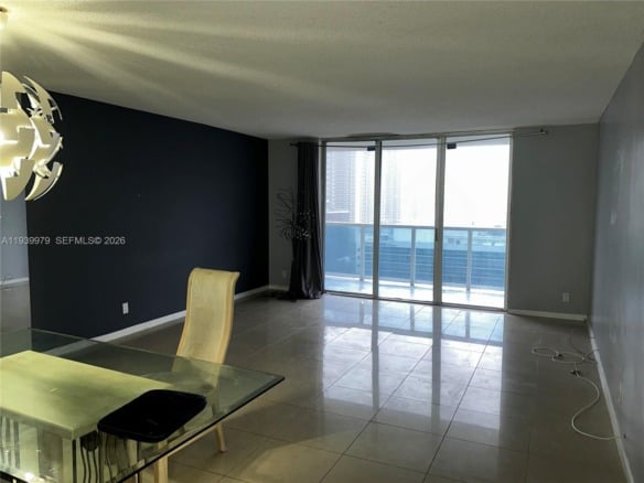 Listing #A11939979