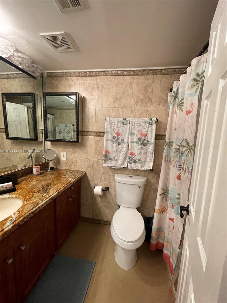 84b12bae-2034 3505 S Ocean Dr # 105, Hollywood FL 33019 — #A10160096