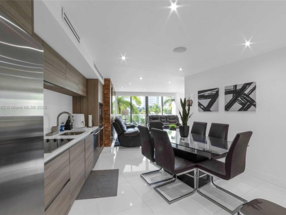 6620 Indian Creek Dr # 304, Miami Beach FL 33141 — #A11817882