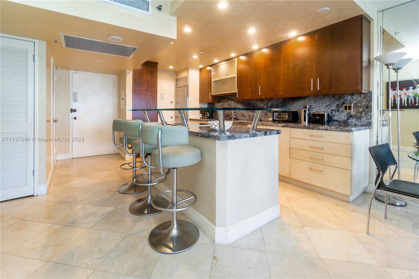 x 100 Lincoln Rd # 1533, Miami Beach FL 33139 — #A11137946