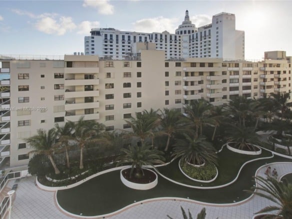 100 Lincoln Rd # 940, Miami Beach FL 33139 — #A11201757