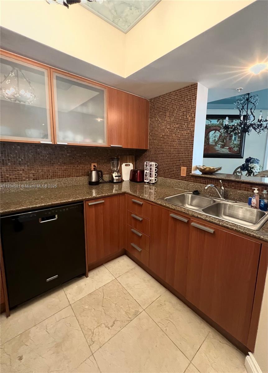 84b12bae-2201 16699 Collins Ave # 2704, Sunny Isles Beach FL 33160 — #A11204521