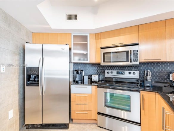 1750 N Bayshore Dr # 3914, Miami FL 33132 — #A11207130