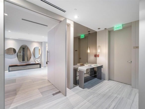18975 E Collins Ave # 3802, Sunny Isles Beach FL 33160 — #A11275306