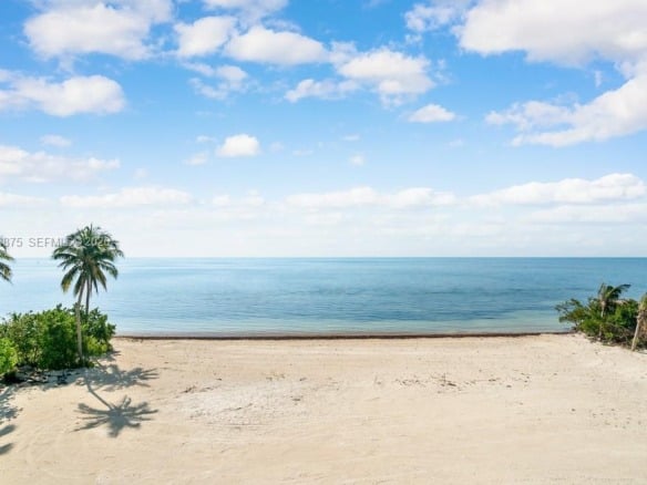 2405 Coco Plum Dr, Marathon FL 33050 — #A11306875