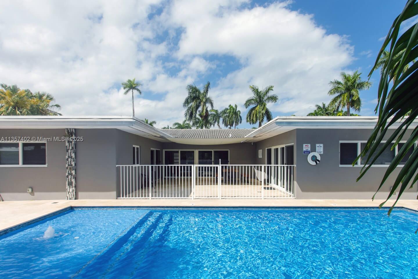 84b12bae-2340 1218 Hollywood Blvd, Hollywood FL 33019 — #A11357402