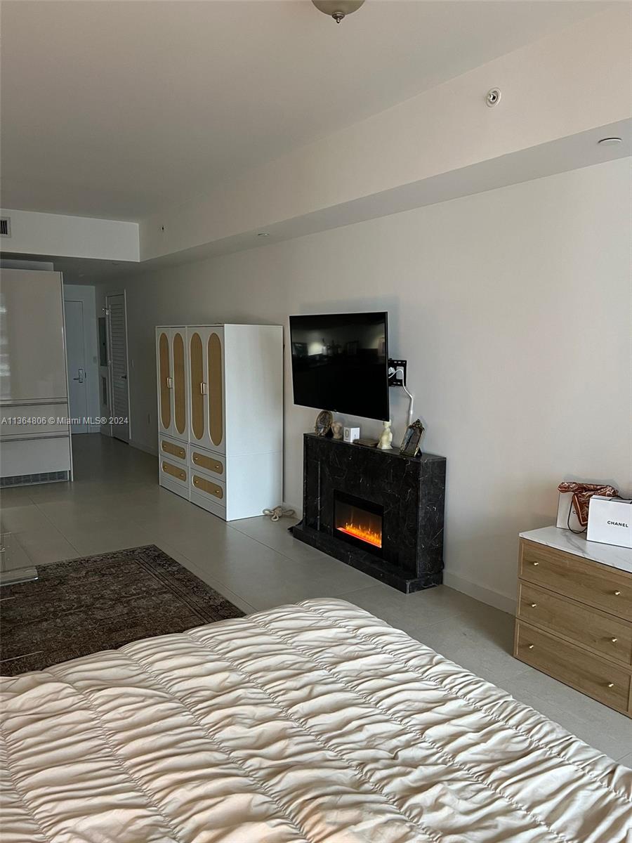 84b12bae-2348 1010 Brickell Ave # 2010, Miami FL 33131 — #A11364806
