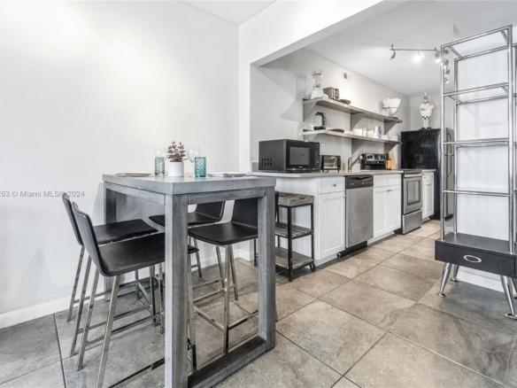 100 Lincoln Rd # 320, Miami Beach FL 33139 — #A11325263