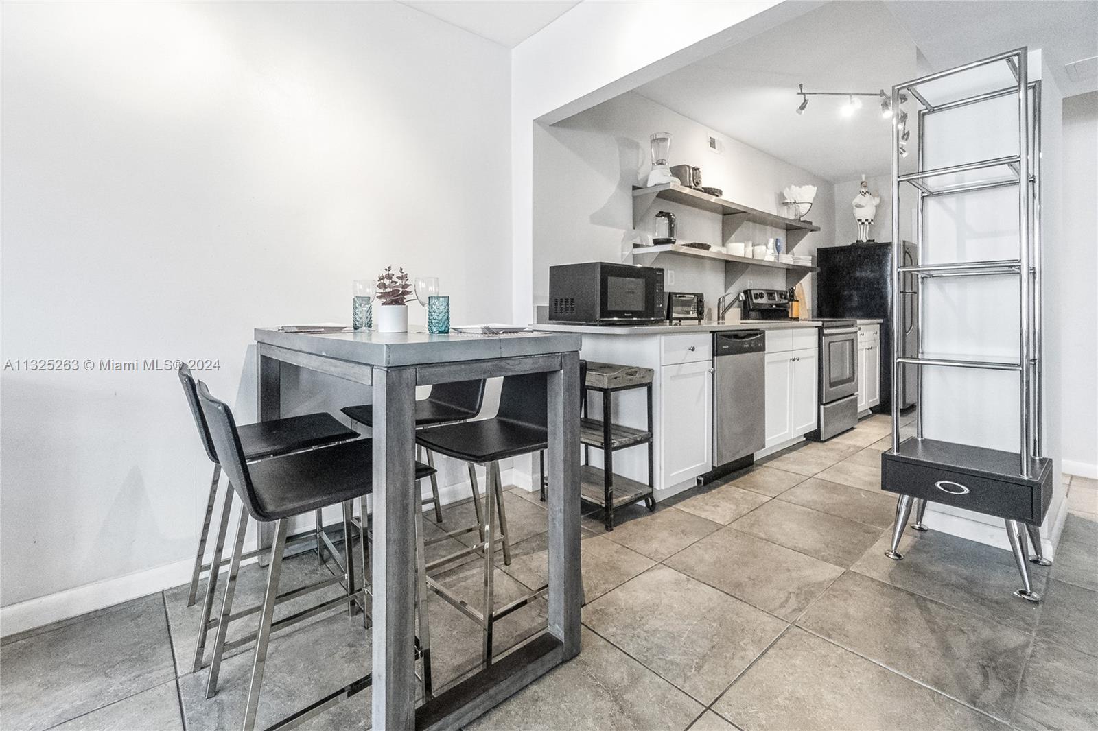 100 Lincoln Rd # 320, Miami Beach FL 33139 — #A11325263