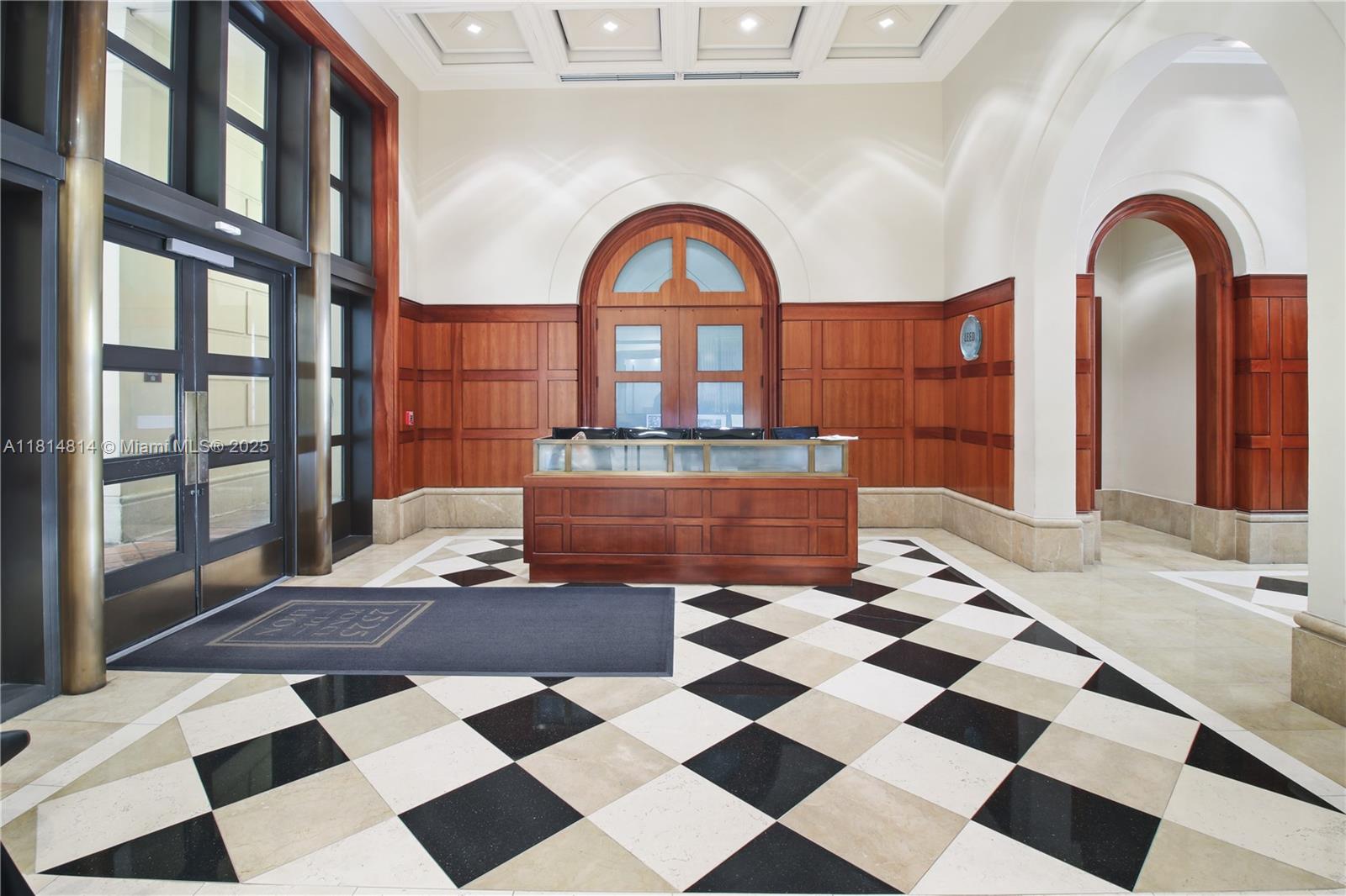 84b12bae-236 2525 Ponce De Leon Blvd # 300, Coral Gables FL 33134 — #A11814814