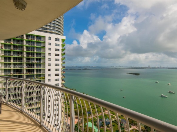 1750 N Bayshore Dr # 3201, Miami FL 33132 — #A11378451