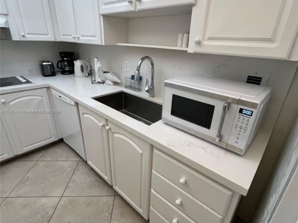 3901 S S Ocean dr, Hollywood FL 33019 — #A11392410