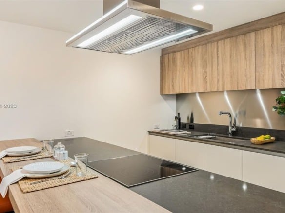 1000 Brickell Plaza # 2711, Miami FL 33131 — #A11403822