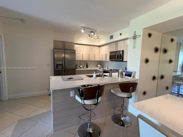 19901 E Country Club Dr # 2505, Aventura FL 33180 — #A11423317
