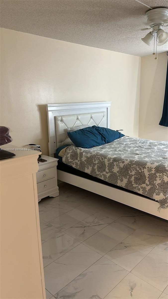 84b12bae-2554 480 Executive Center Dr # 4L, West Palm Beach FL 33401 — #A11498206