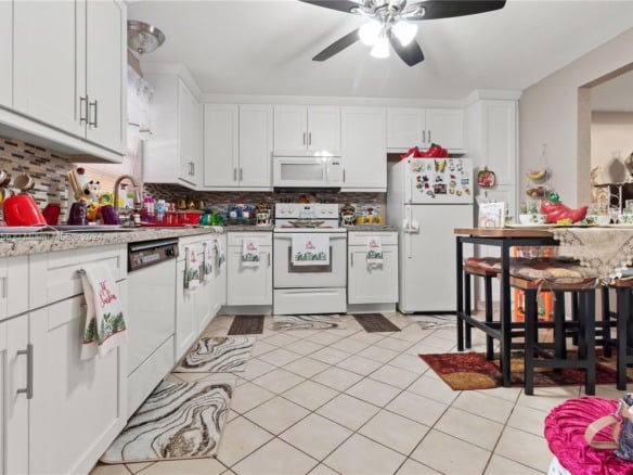 281 S Hollybrook Dr # 103, Pembroke Pines FL 33025 — #A11504156