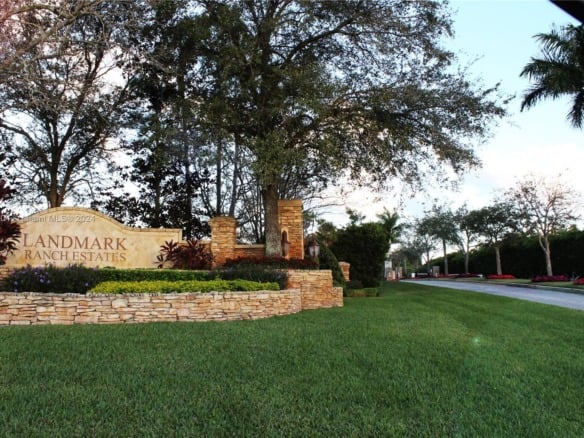 16825 Stratford Ct, Southwest Ranches FL 33331 — #A11504304
