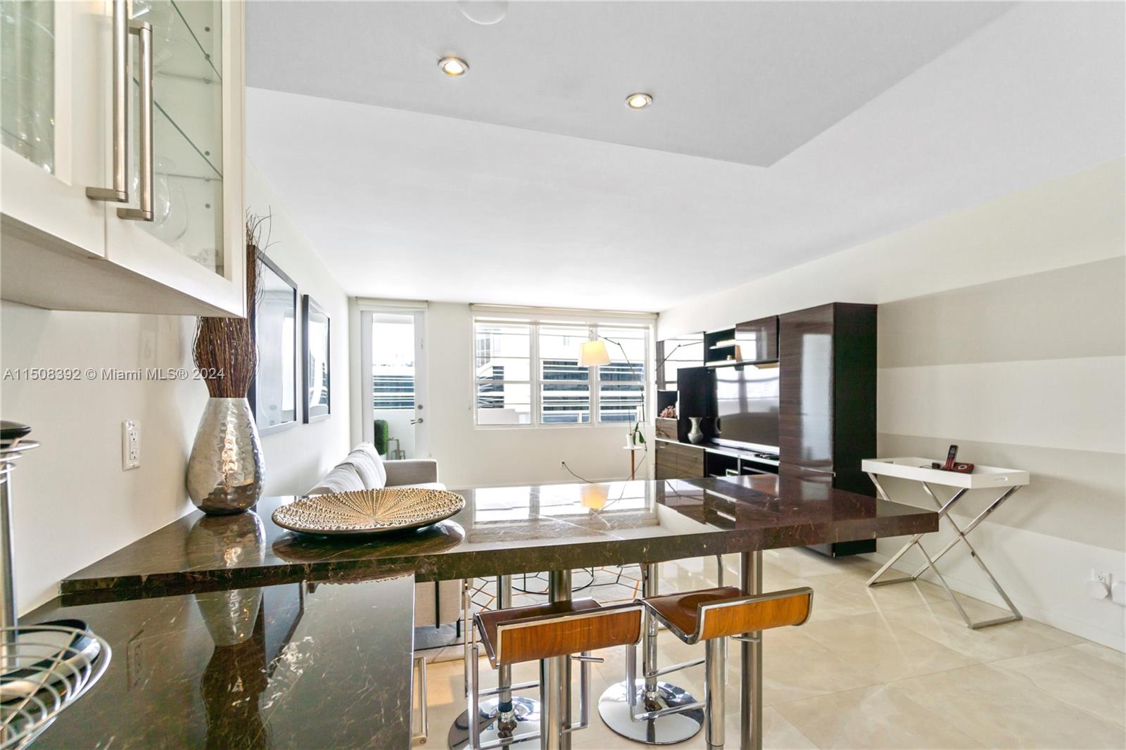 x 100 Lincoln Rd # 1202, Miami Beach FL 33139 — #A11508392