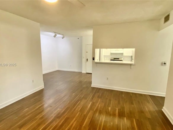 19901 E Country Club Dr # 2103, Aventura FL 33180 — #A11517612