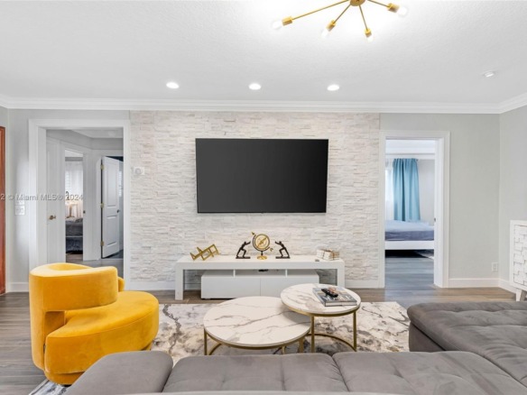 5801 NE 18th Ter, Fort Lauderdale FL 33308 — #A11518952