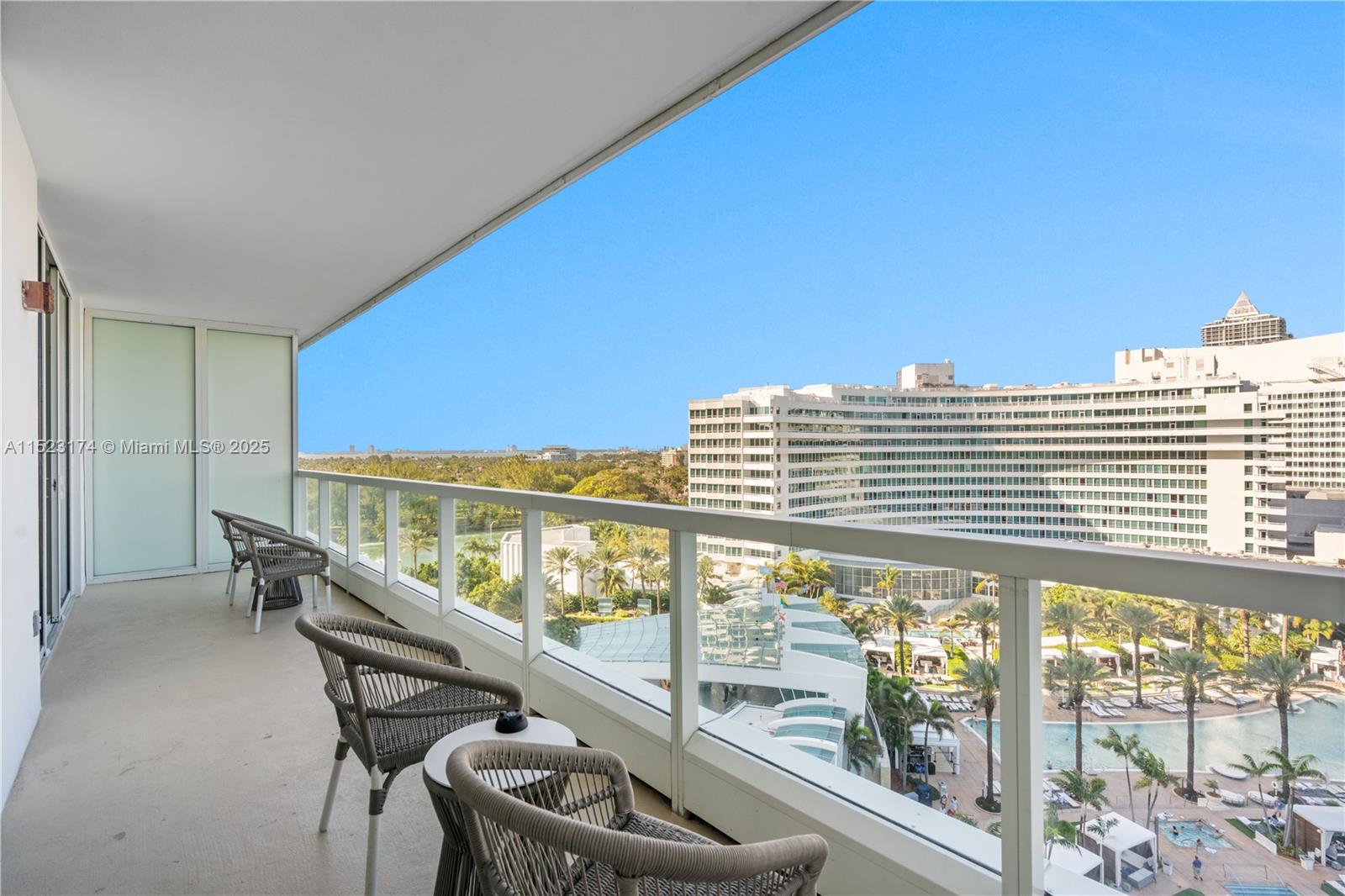 84b12bae-2620 4391 COLLINS AV # 1007, Miami Beach FL 33140 — #A11523174