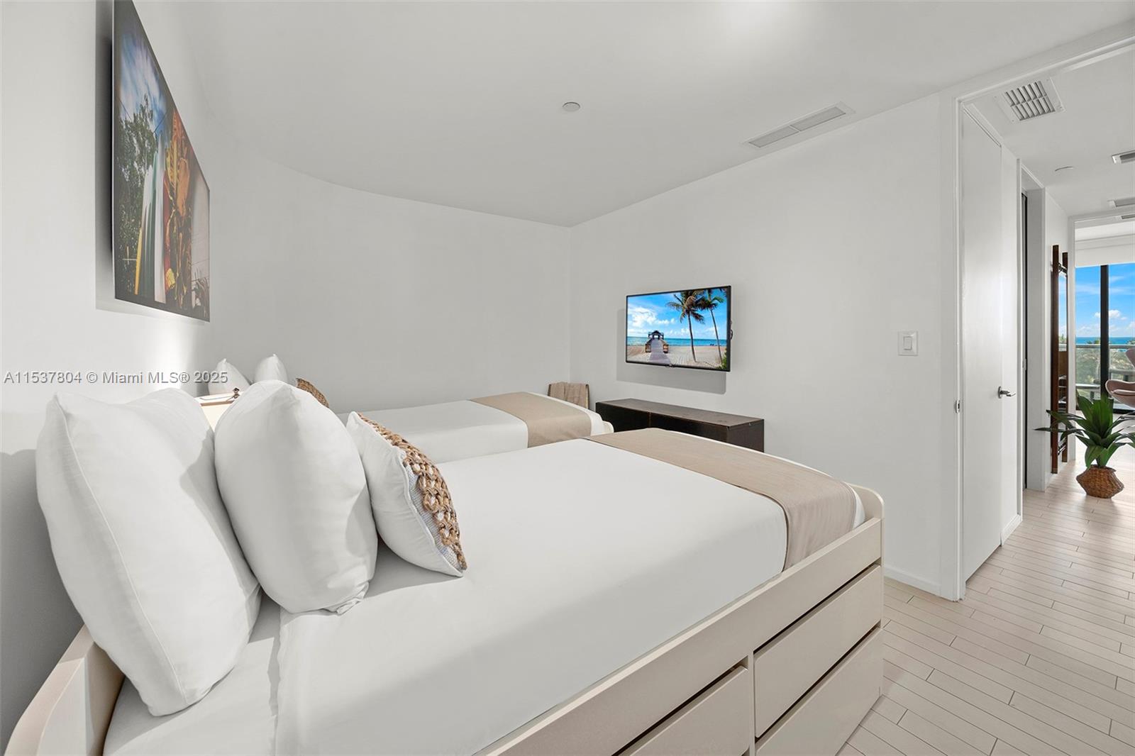 2201 Collins Ave # 814, Miami Beach FL 33139 — #A11537804