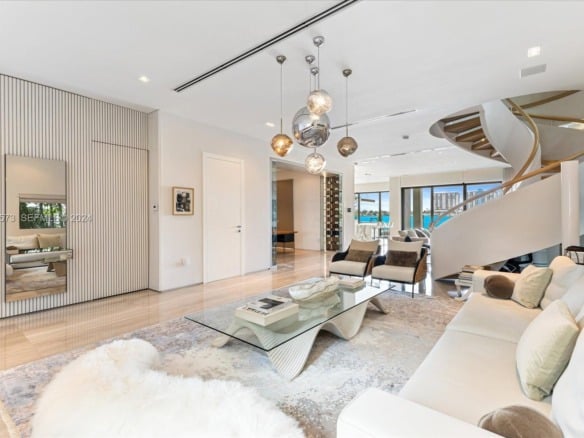 401 E Rivo Alto Dr, Miami Beach FL 33139 — #A11545573