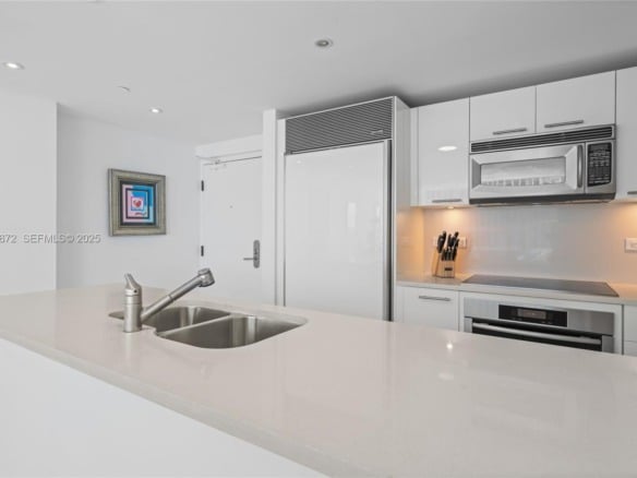 6801 Collins Ave # 1206, Miami Beach FL 33141 — #A11545872
