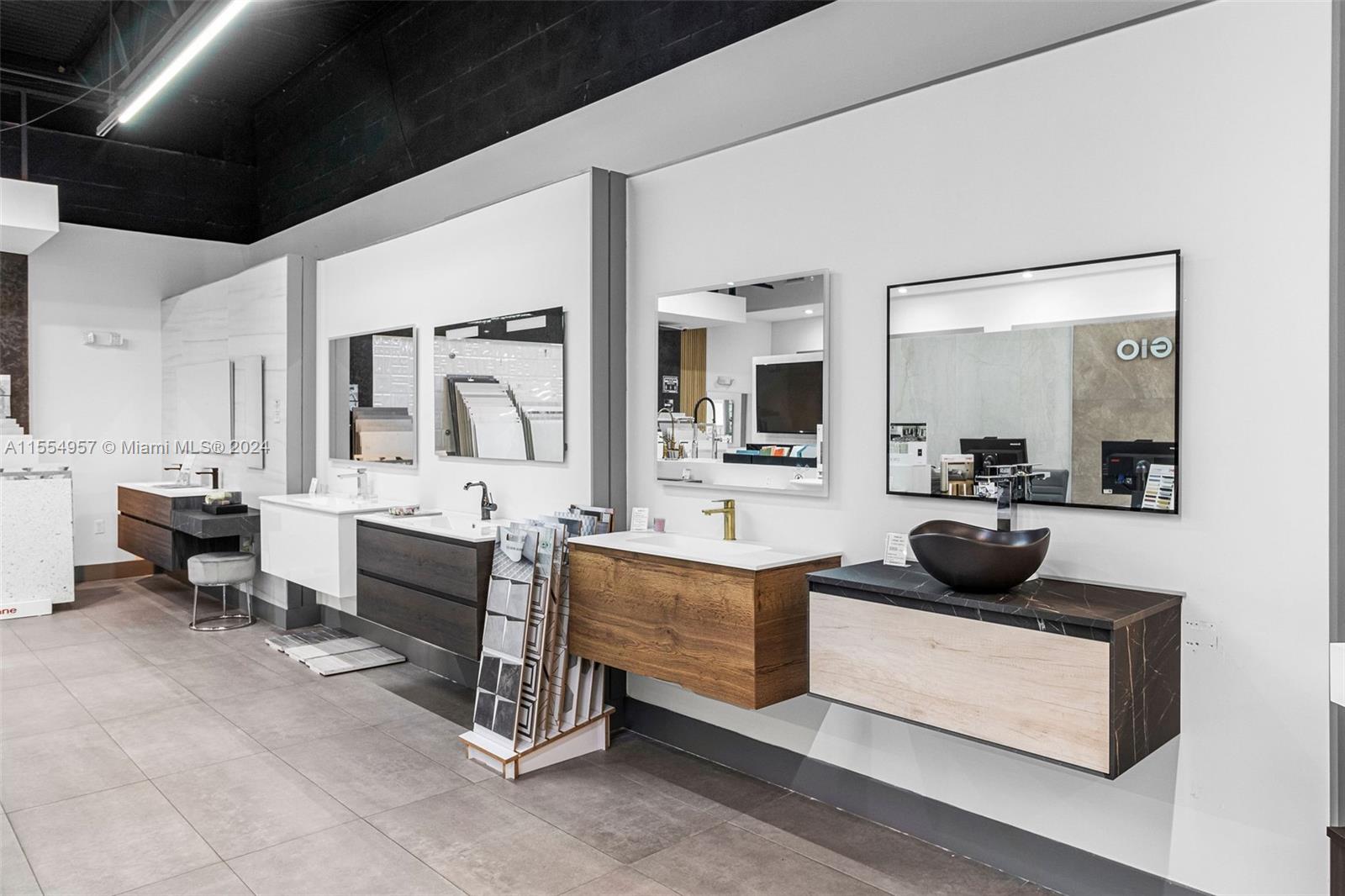 84b12bae-2734 Bath Vanities/Accessories and Flooring, Doral FL 33122 — #A11554957