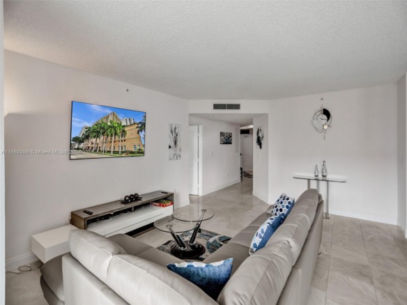 17555 Atlantic Blvd # 1101, Sunny Isles Beach FL 33160 — #A11569358