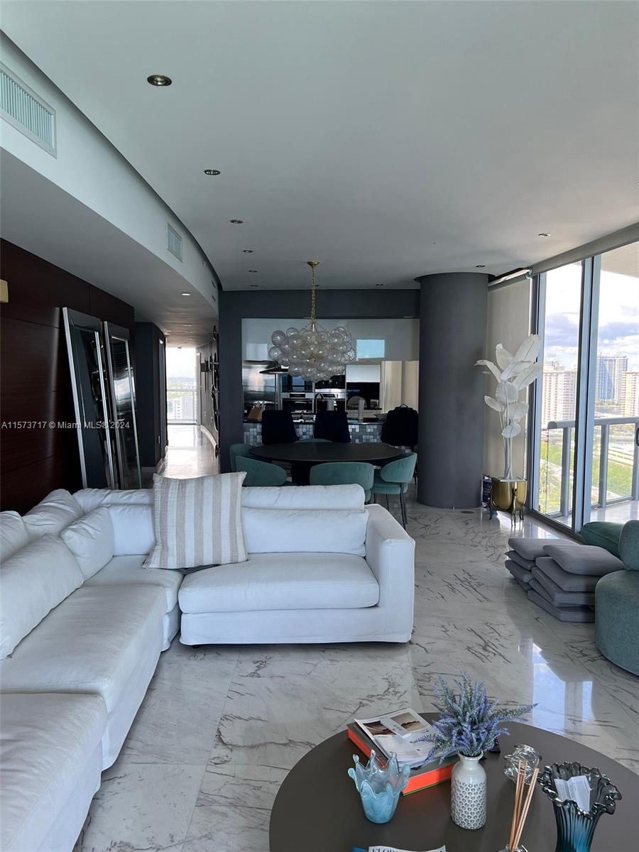 84b12bae-2797 17121 Collins Ave # 2008, Sunny Isles Beach FL 33160 — #A11573717