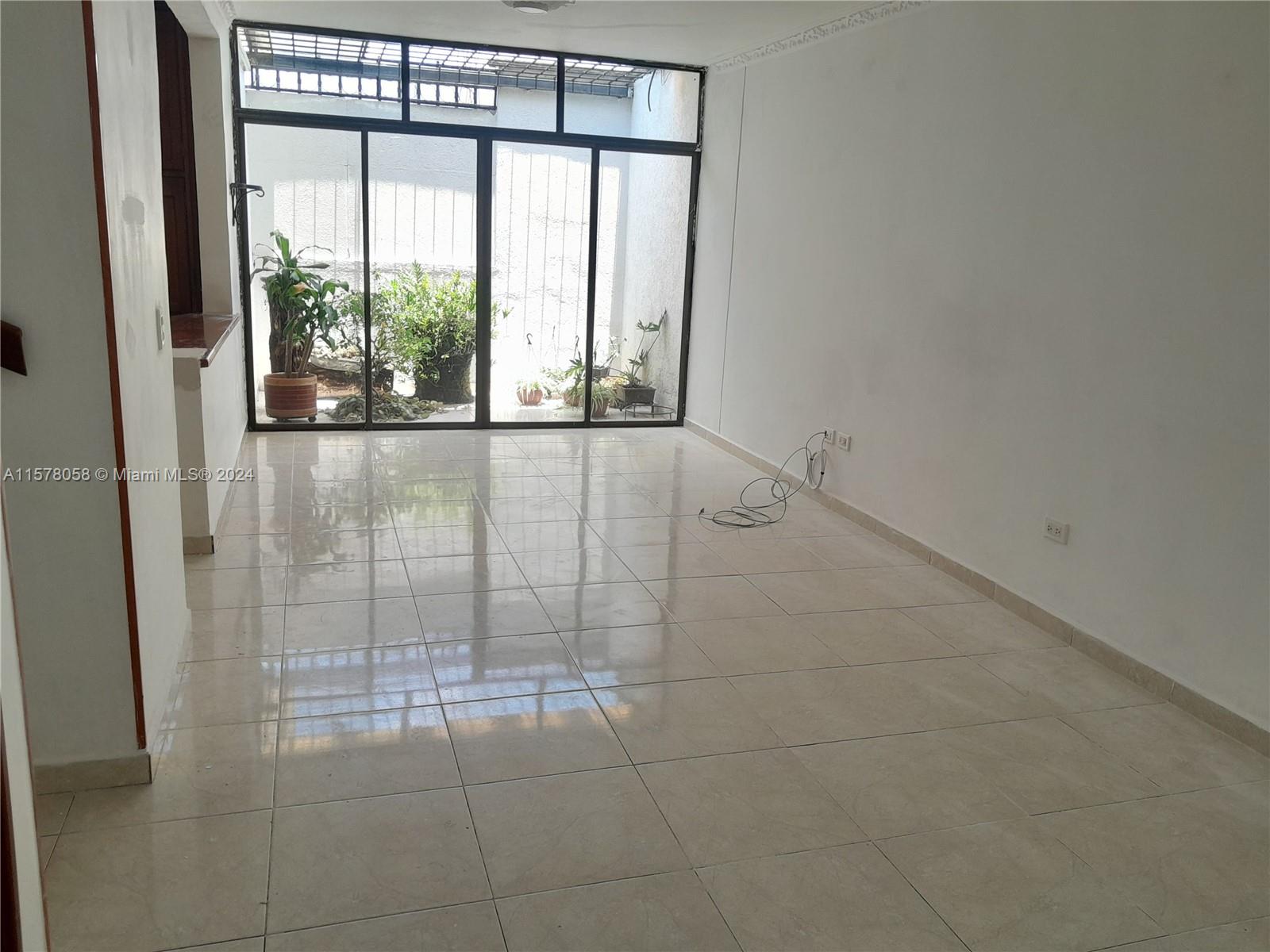 84b12bae-2810 Calle 57 #23-98 Unit 4 Palmira, – Colombia — #A11578058