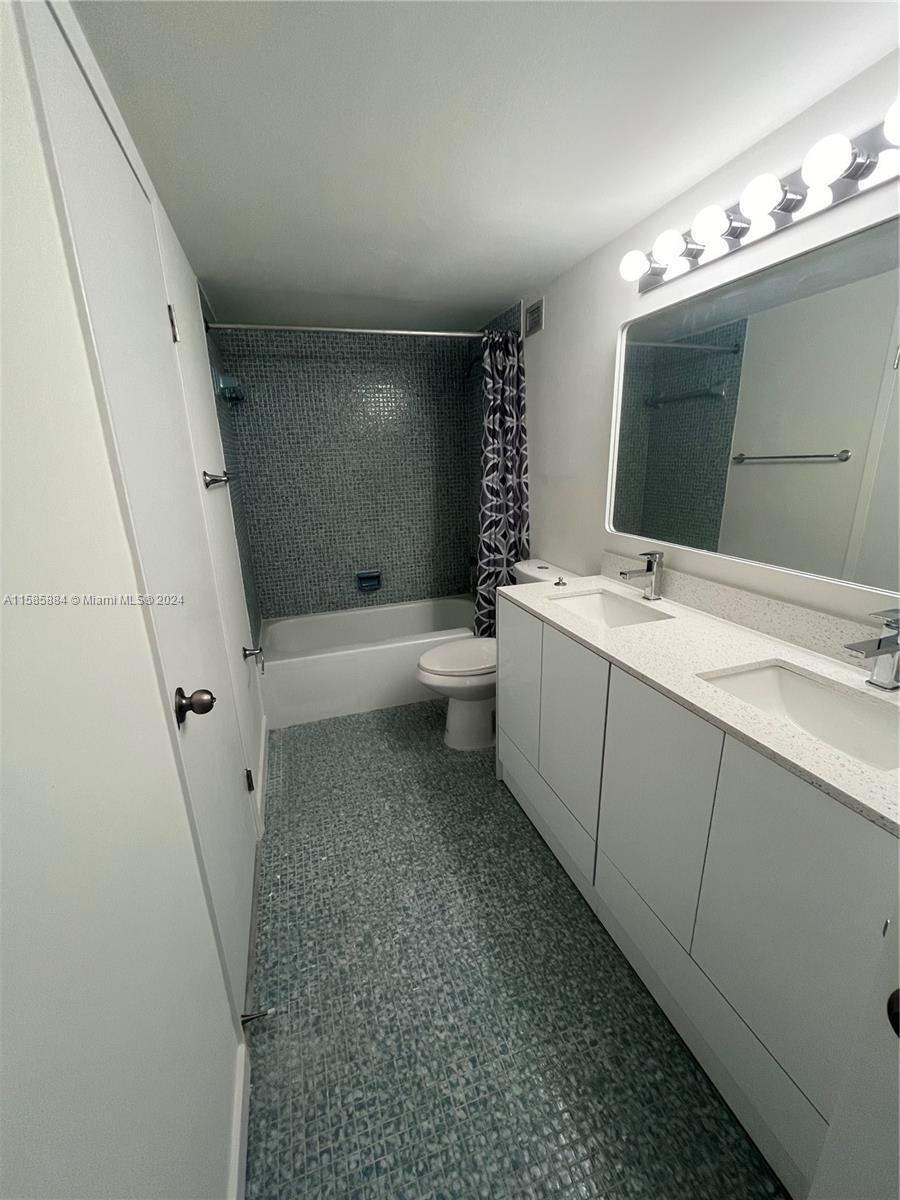 84b12bae-2840 1351 NE Miami Gardens Dr # 1121E, Miami FL 33179 — #A11585884